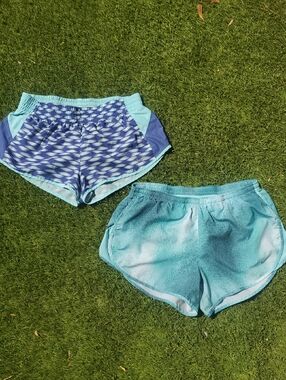 Nike Women's Aqua & Blue Athletic Running Shorts Size Medium